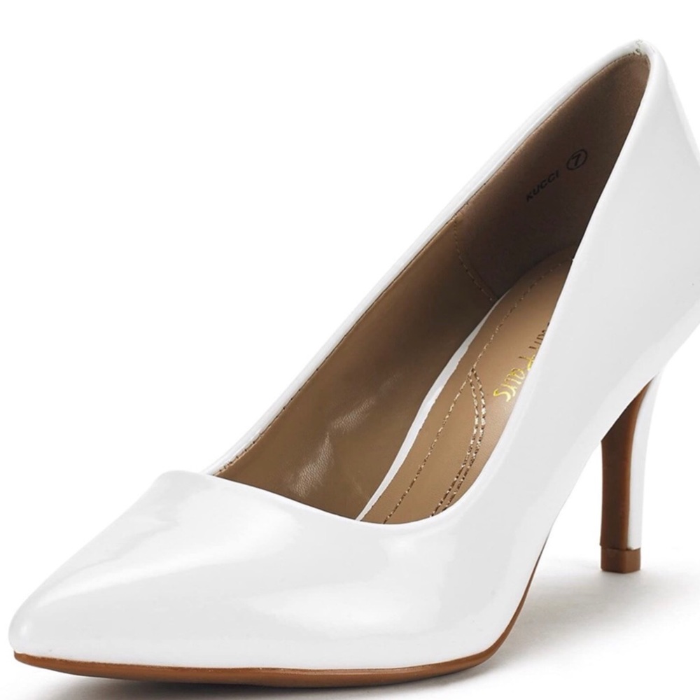 White pumps - Picture 2 of 6